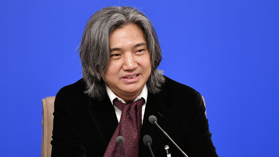全國(guó)政協(xié)常委、文化文史和學(xué)習(xí)委員會(huì)委員，中國(guó)美術(shù)館館長(zhǎng)，中國(guó)美術(shù)家協(xié)會(huì)副主席 吳為山