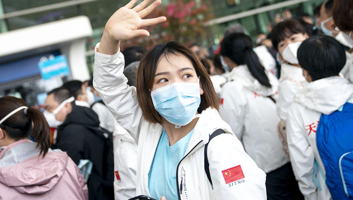 揮別武漢，她又回到“紅區(qū)”