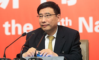 工業(yè)和信息化部黨組書(shū)記、部長(zhǎng)苗圩
