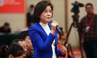 中央電視臺(tái)、中國(guó)國(guó)際電視臺(tái)記者提問(wèn)