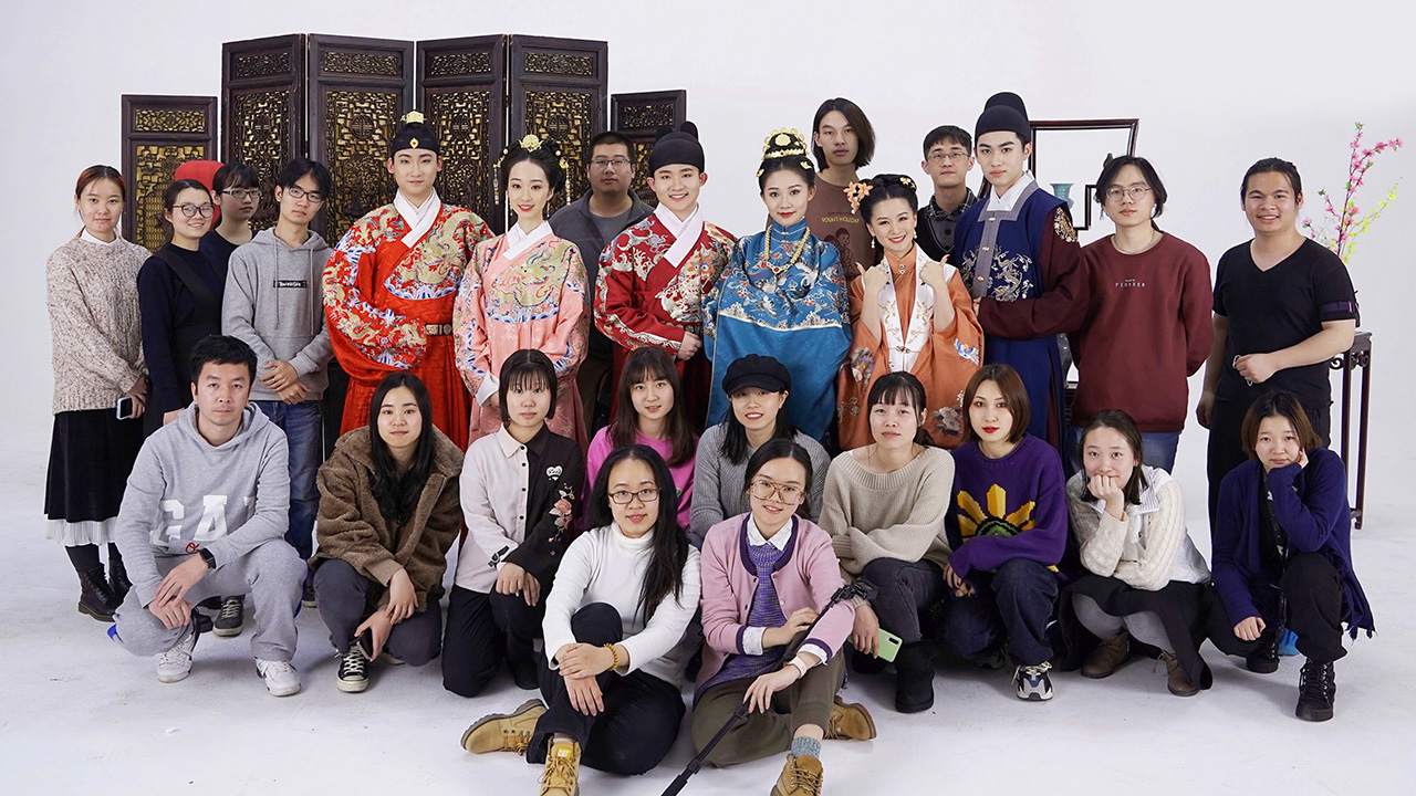 追夢中國人|維京：漢服春晚，一個講了十年的故事