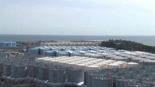 日本政府決定排福島核廢水入海：日本副首相語(yǔ)出驚人——核廢水能喝！