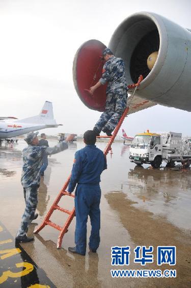 （搜尋馬航370航班·圖文互動）（6）中國空軍3架運(yùn)輸機(jī)抵達(dá)馬來西亞 將展開海外搜救行動 