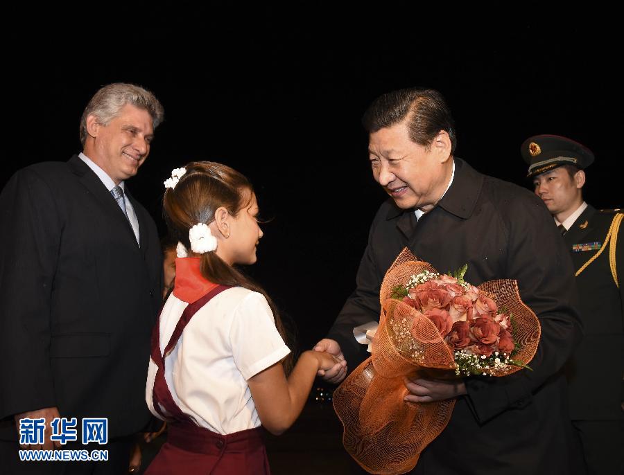 當(dāng)?shù)貢r(shí)間7月21日晚9時(shí)許，國(guó)家主席習(xí)近平乘坐的專機(jī)抵達(dá)哈瓦那何塞·馬蒂國(guó)際機(jī)場(chǎng)，開始對(duì)古巴進(jìn)行國(guó)事訪問。新華社記者李學(xué)仁攝