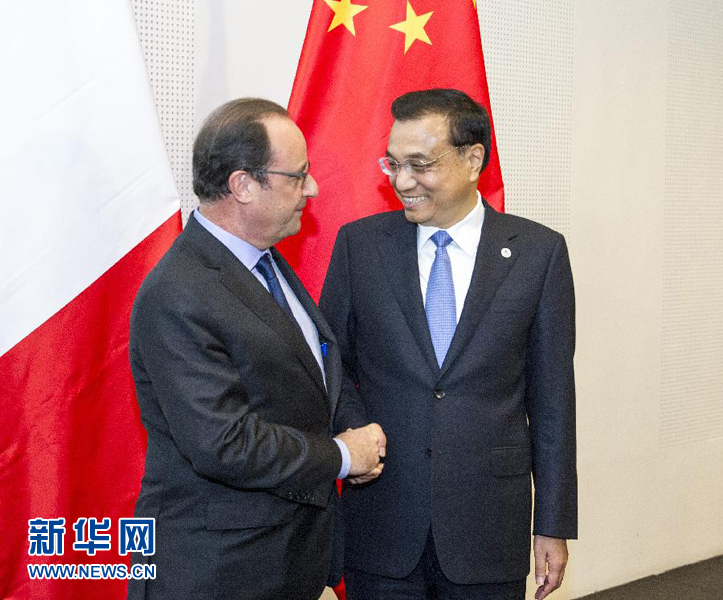 10月16日，中國國務(wù)院總理李克強(qiáng)在米蘭會見法國總統(tǒng)奧朗德。新華社記者 王曄 攝 