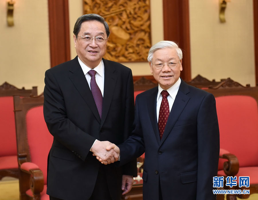 12月25日至27日，中共中央政治局常委、全國政協(xié)主席俞正聲對越南進(jìn)行正式訪問。這是12月26日，俞正聲在河內(nèi)會見越共中央總書記阮富仲。 新華社記者劉建生攝