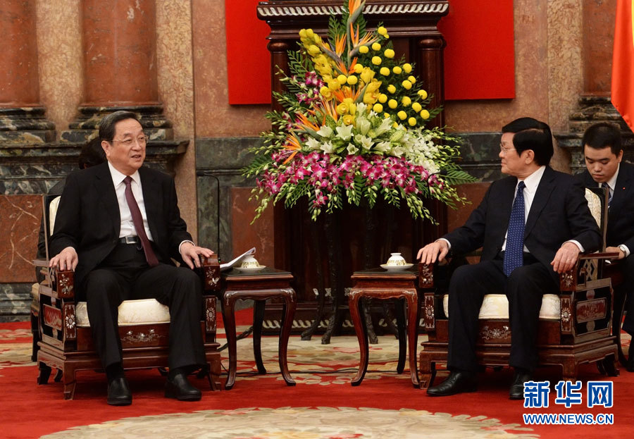 12月25日至27日，中共中央政治局常委、全國政協(xié)主席俞正聲對越南進(jìn)行正式訪問。這是12月26日，俞正聲在河內(nèi)會見越南國家主席張晉創(chuàng)。 新華社記者劉建生攝