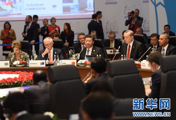 11月15日，國家主席習(xí)近平在土耳其安塔利亞出席二十國集團領(lǐng)導(dǎo)人第十次峰會第一階段會議。 新華社記者李學(xué)仁攝 