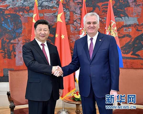 6月18日，國(guó)家主席習(xí)近平在貝爾格萊德同塞爾維亞總統(tǒng)尼科利奇舉行會(huì)談。 新華社記者 李濤 攝 