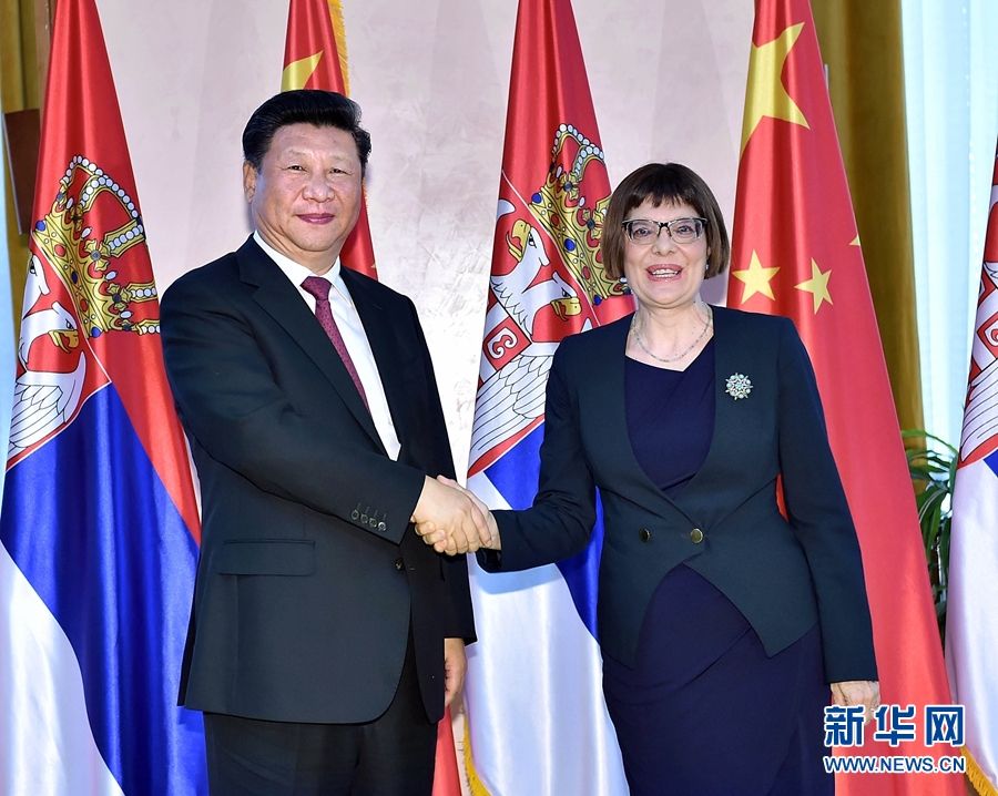 6月18日，國家主席習(xí)近平在貝爾格萊德會見塞爾維亞國民議會議長戈伊科維奇。 新華社記者李濤攝