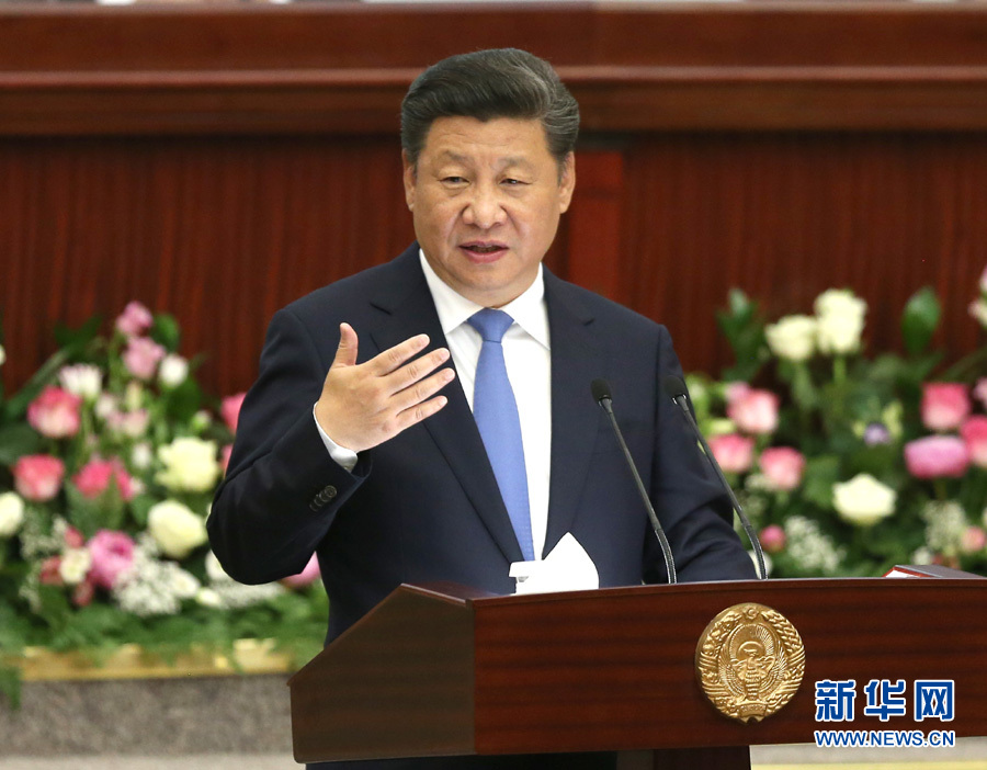 6月22日，國(guó)家主席習(xí)近平在塔什干烏茲別克斯坦最高會(huì)議立法院發(fā)表題為《攜手共創(chuàng)絲綢之路新輝煌》的重要演講。 新華社記者馬占成攝