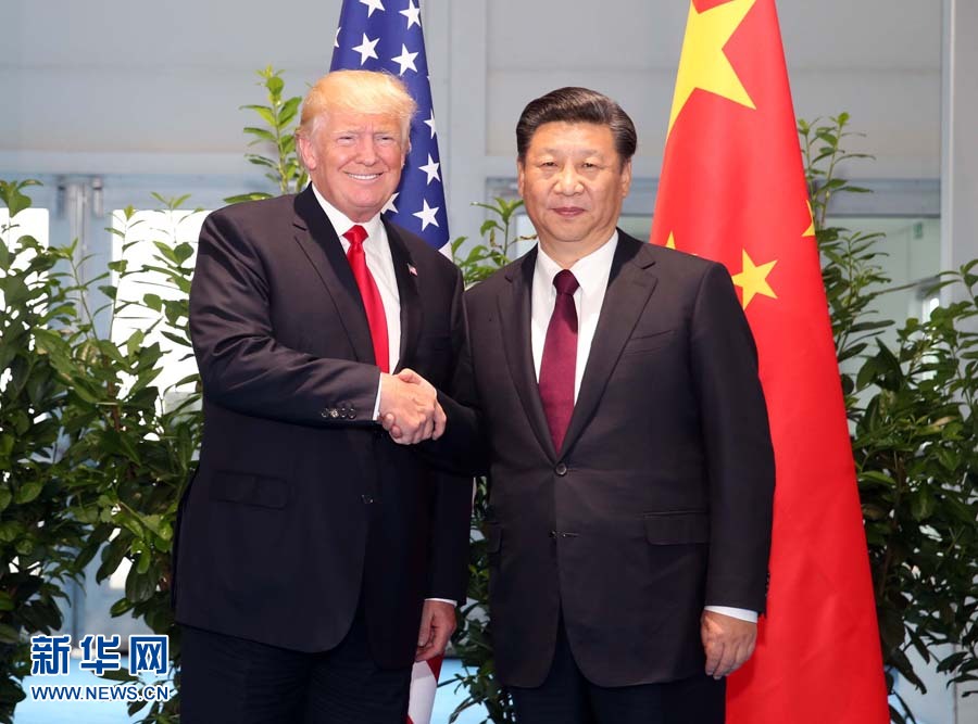 7月8日，國家主席習(xí)近平在二十國集團(tuán)領(lǐng)導(dǎo)人漢堡峰會(huì)閉幕后會(huì)見美國總統(tǒng)特朗普，就中美關(guān)系及共同關(guān)心的重大國際和地區(qū)問題深入交換意見。新華社記者 姚大偉 攝