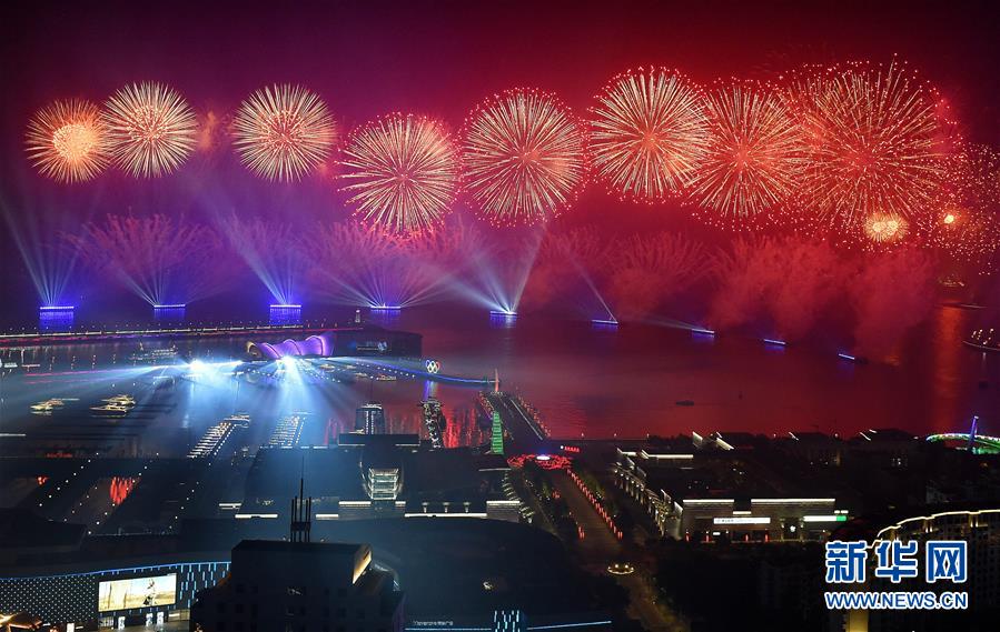 （新華全媒頭條&middot;上合青島峰會(huì)&middot;圖文互動(dòng)）（5）構(gòu)建命運(yùn)共同體 書(shū)寫(xiě)上合新篇章&mdash;&mdash;寫(xiě)在上海合作組織青島峰會(huì)閉幕之際