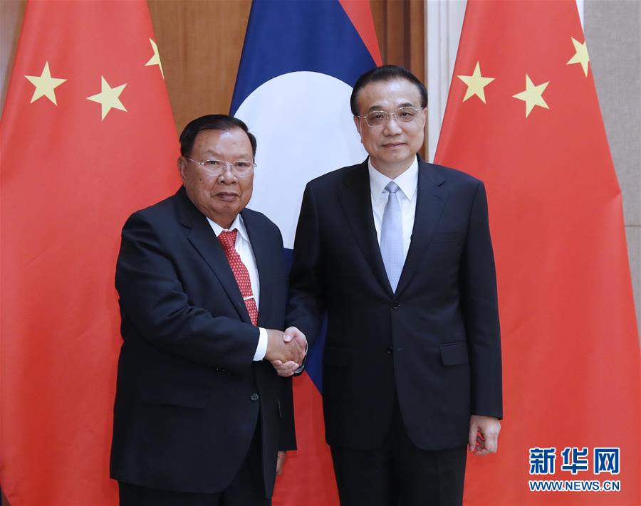 （時(shí)政）李克強(qiáng)會(huì)見老撾人革黨總書記、國(guó)家主席本揚(yáng)