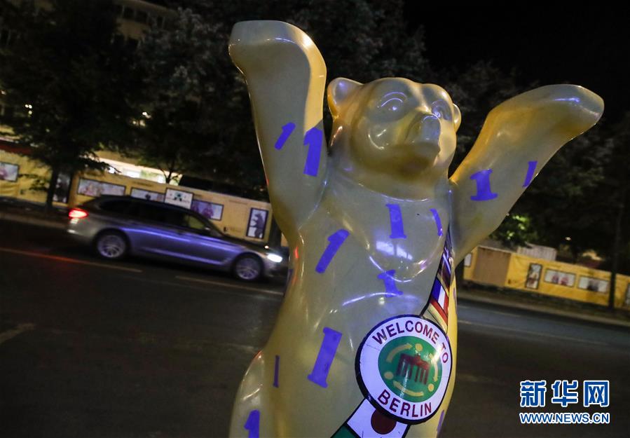 (國(guó)際)(2)德國(guó)柏林:夜來(lái)“菩提樹(shù)下”